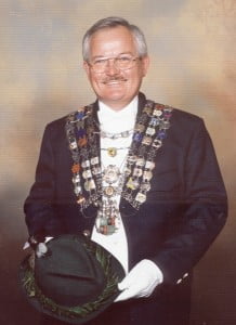 1998_JK_Fischer-218x300-1